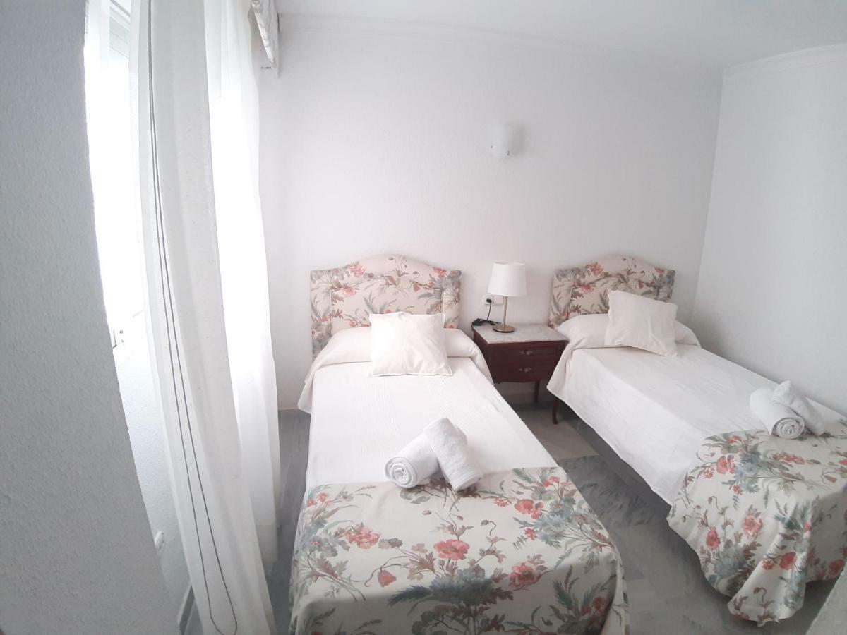 Spacious Beach Flat In Fuengirola - Los Boliches エクステリア 写真